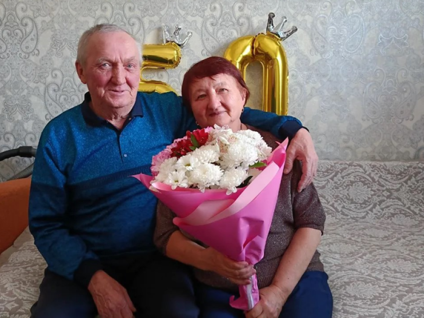 ​Сретенские супруги удостоены Всероссийской награды за долголетний семейный союз